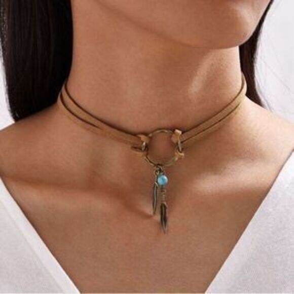 Jewelry - Cowgirl?Western Boho Vintage 70s Style Aztec Suede Turquoise Beaded Choker